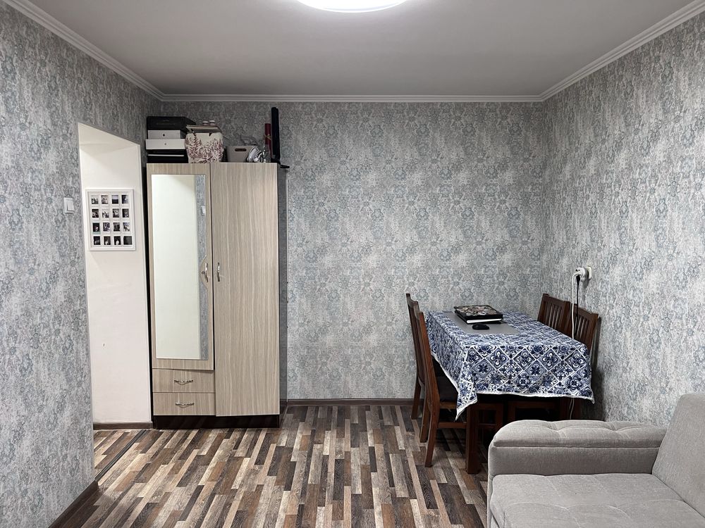 1/4/4 Срочно продается своя квартира