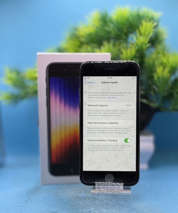 НОВ!!! Apple iPhone SE 3, 64GB, 5G, Midnight