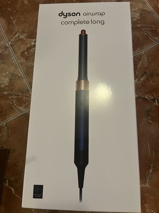 Dyson сешоар без следи от употреба