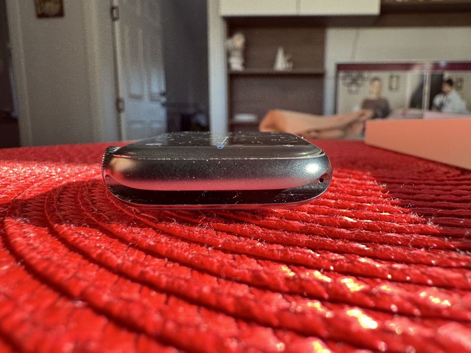 Apple Watch SE (2nd Gen) 44 mm