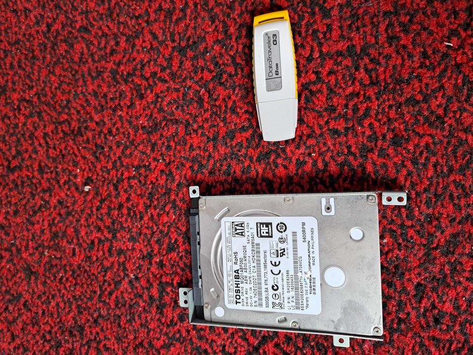 HDD si stick Kingston