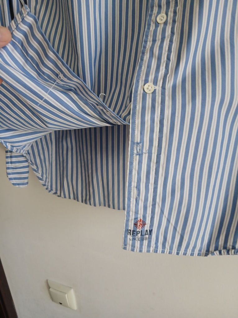 Camasa barbati in dungi marca Replay marime 44 sau XXL stare perfecta