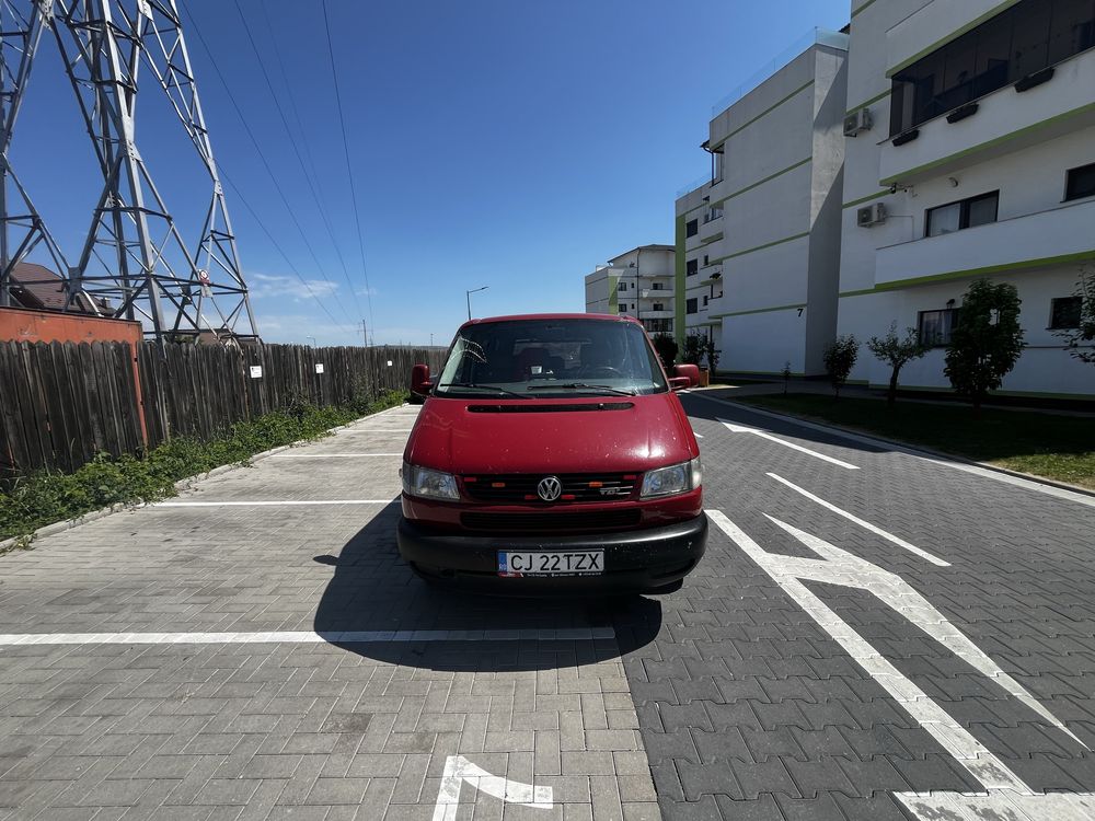 Vand VW T4 Caravelle 8+1 Locuri