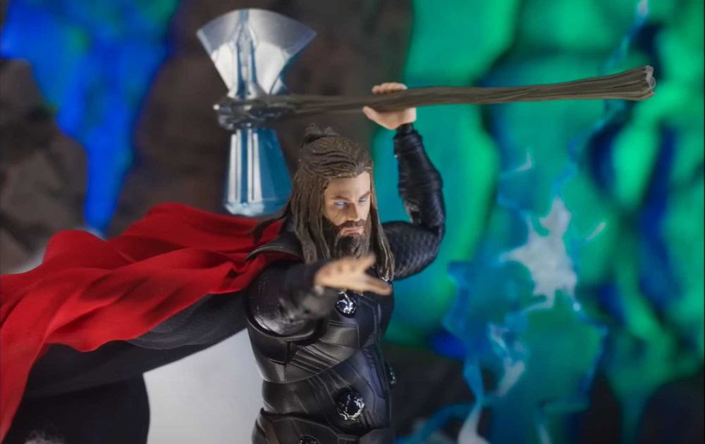 Avengers: Endgame MAFEX No.149 Thor Action Figure