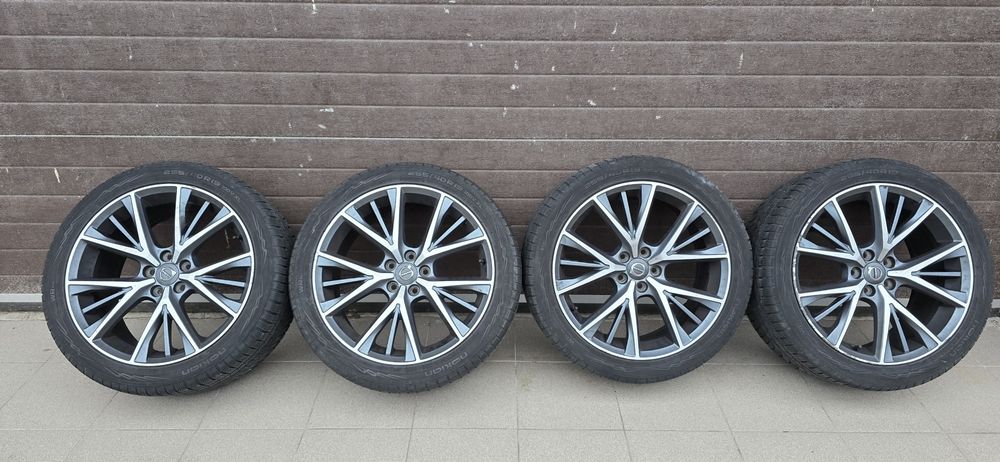 Jante & Anvelope Volvo