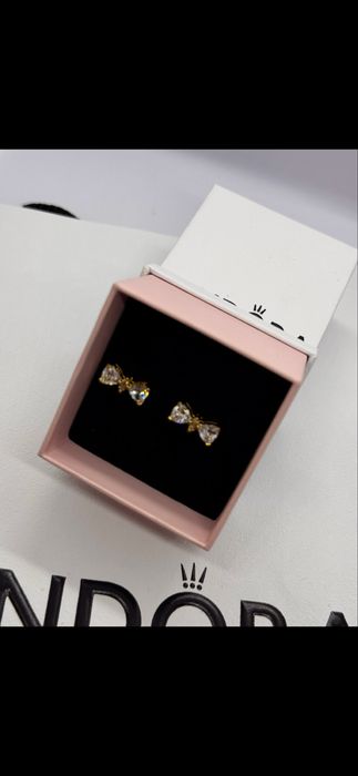 Пандора обеци Pandora