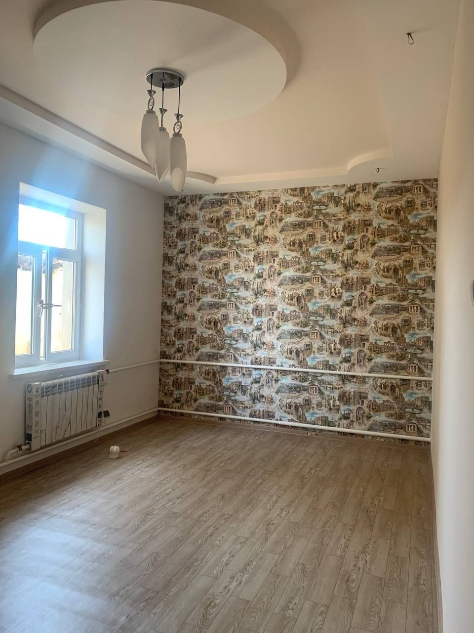 Продаётся дом на участке 7 соток. В 20км  от Ташкента.