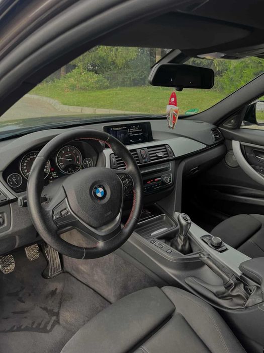 BMW F31 318D Model Sport