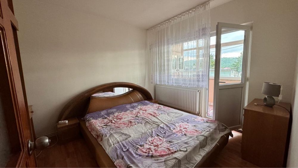 Apartament cu 2 camere decomandate