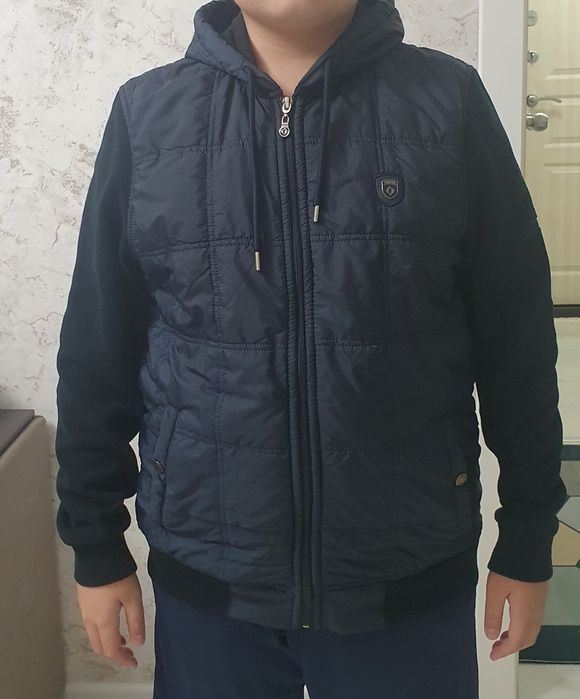 Куртка для мальчика подростка.