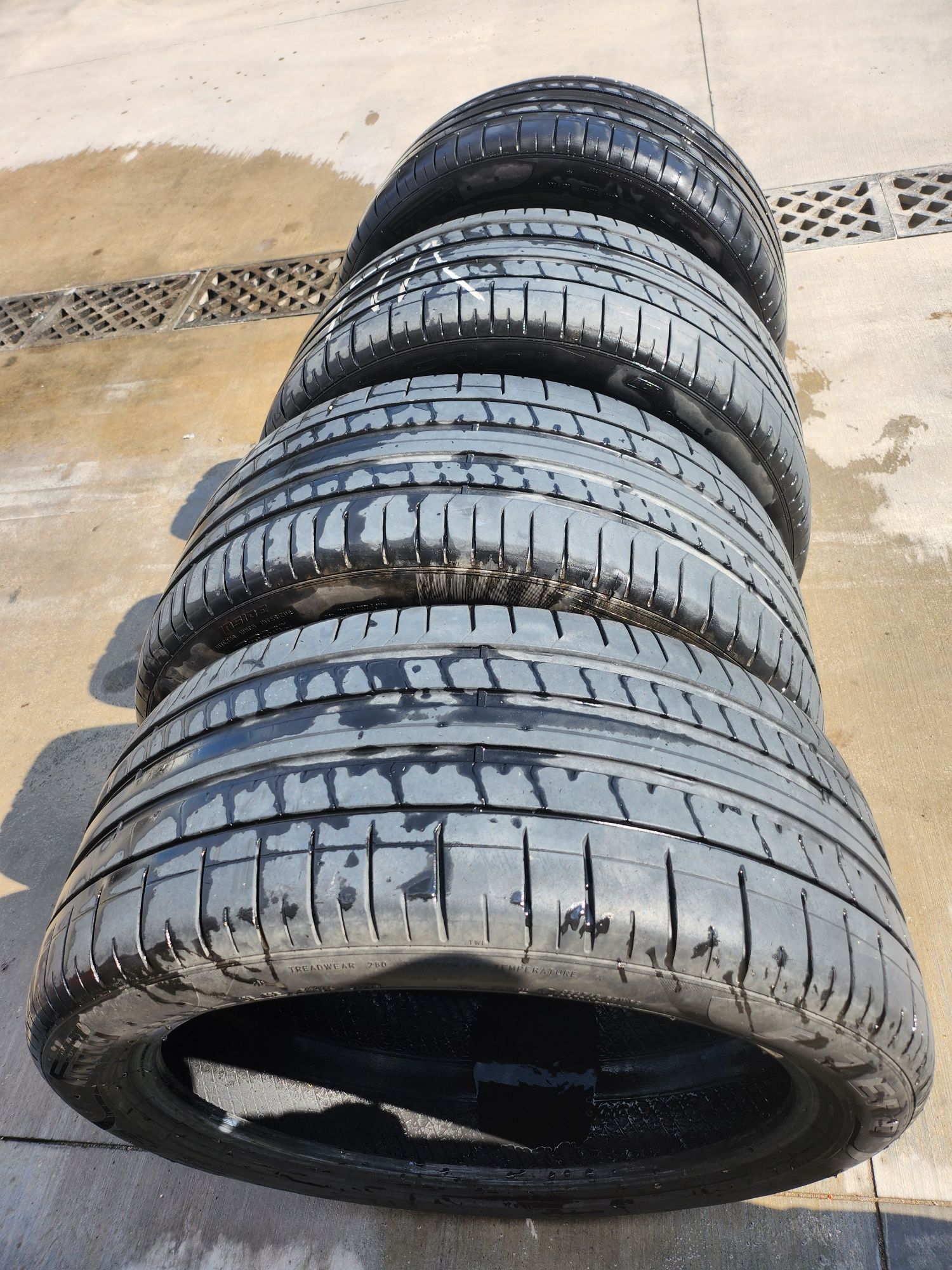 Продавам гуми 285/40 R21