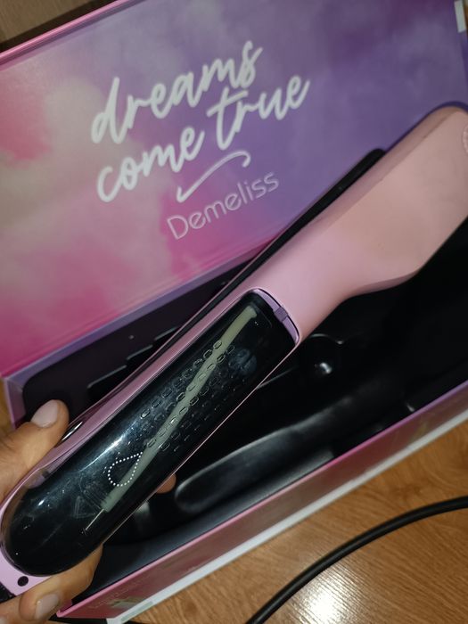 Преса за изправяне на коса Demeliss