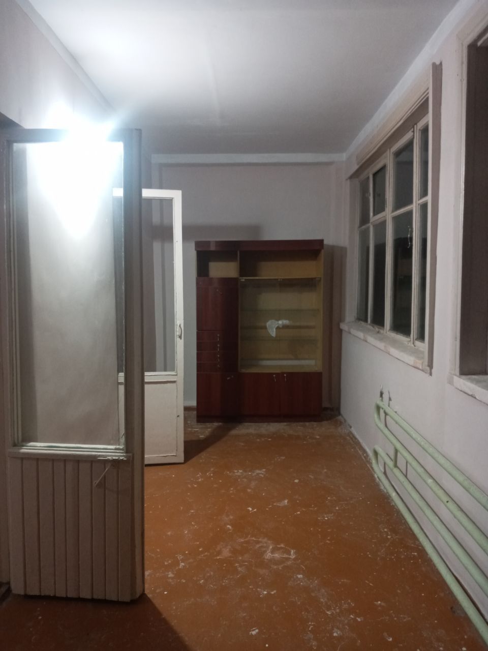 Срочно продам 2 комнатную квартира