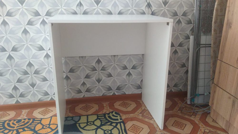 Продам стол рабочий