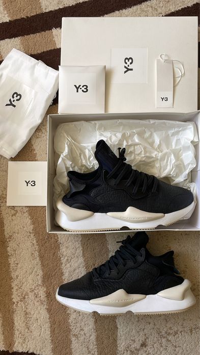 Y-3 kaiwa sneakers full box
