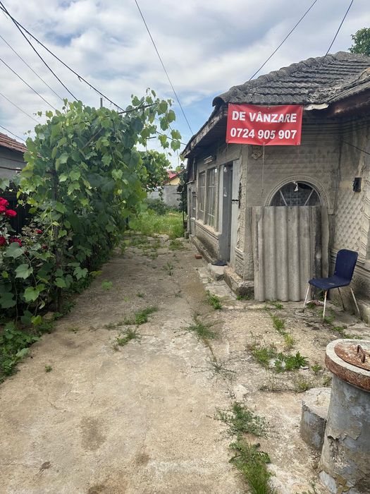 Vând casa + teren în Cernica