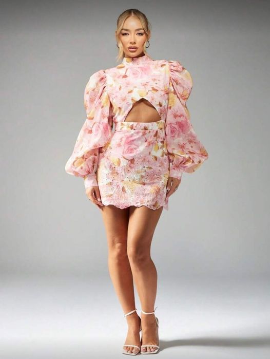 MISSGUIDED къса флорална рокля в размер 34/ХС