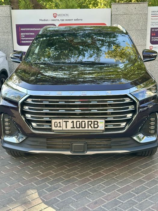 Jetour x90 продается машина. 2023 года пробег 24500
