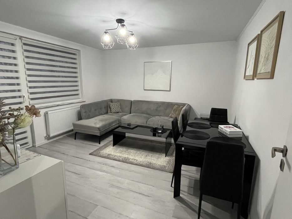 Vand 3 camere Imparatul Traian etaj 1 decomandat ultracentral