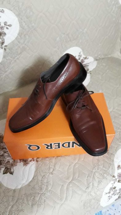 Мужские кожаные туфли