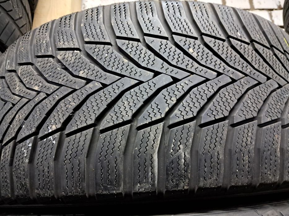 Anvelope second iarna 245 45 R17 Nexen