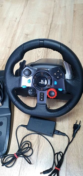 Gaming Volan Logitech G29 Volan+pedal+schimbător+adapter 

Funcționeaz