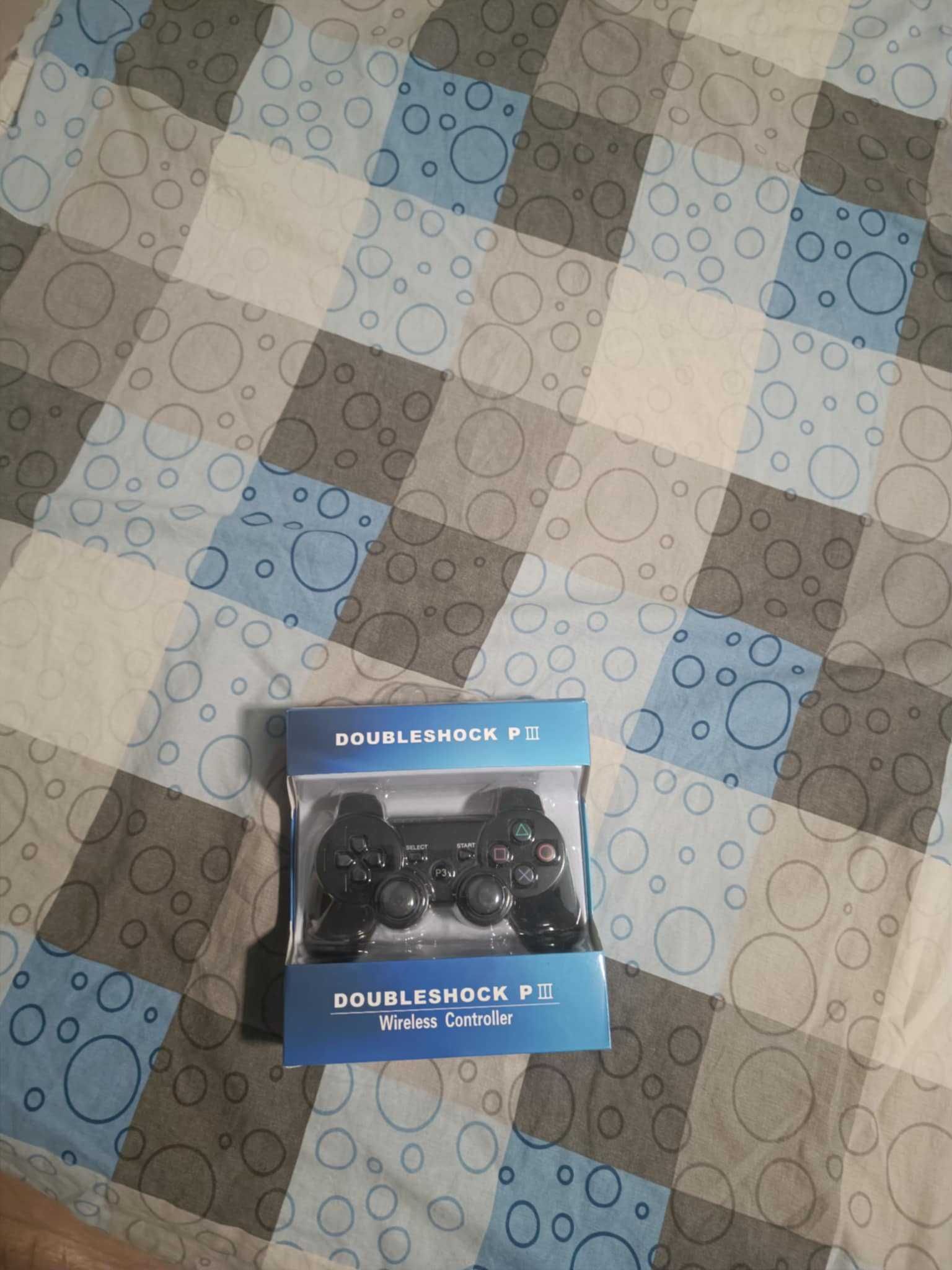 Продавам PlayStation 3 (без кабели)