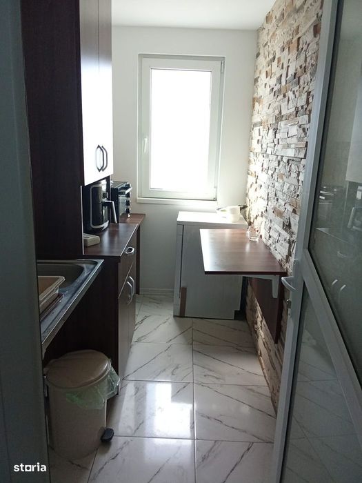 Apartament 3 camere confort 2 decomandat