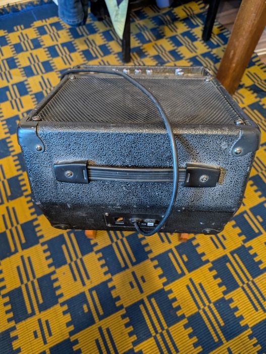 Boxă amplificare Acoustic Solutions