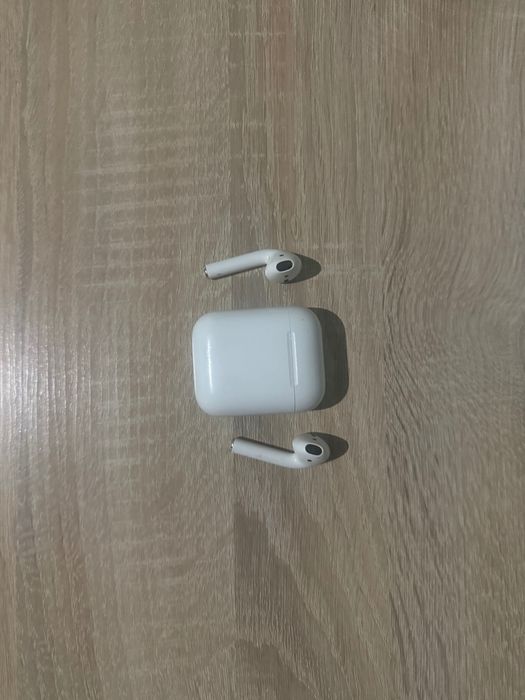 Продавам Airpods