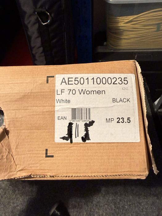 Дамски ски обувки Atomic