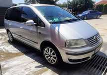Sharan 1.9 tdi 115 cp 2005 an o vând urgent