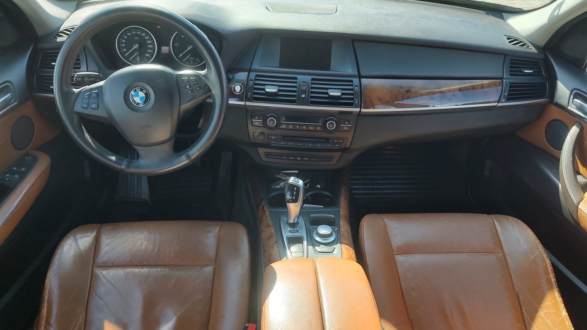 Vând BMW X5 Diesel 3 litri