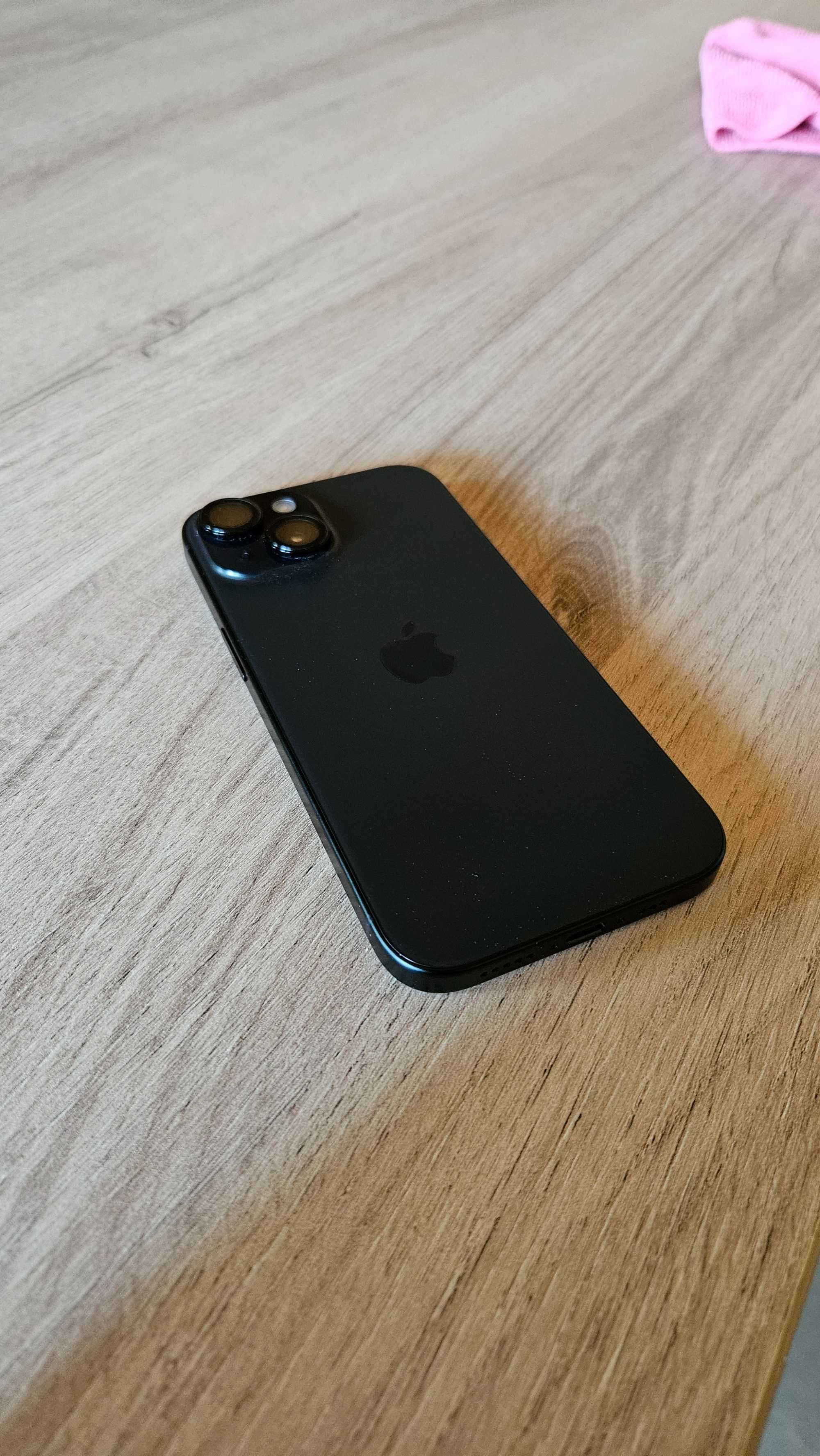 Чисто нов Смартфон Apple iPhone 15 128 GB Black mtp03