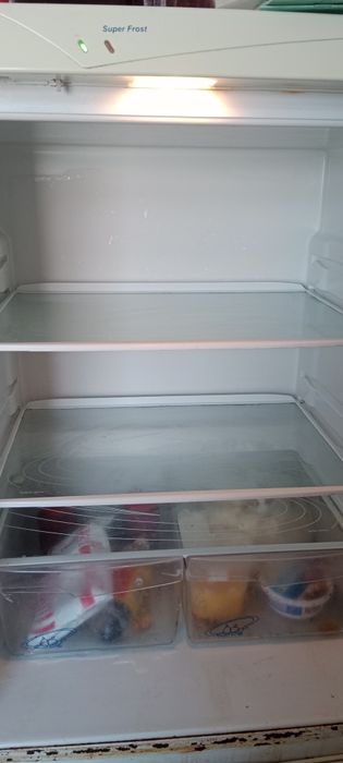 Продам холодильник