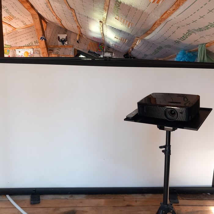 Videoproiector Optoma DLP 3D+ Stativ+ Panza mobila Alba