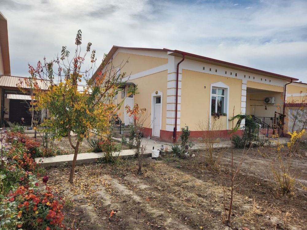 Kottedj sotiladi. 50.000$ (yana kelishiladi)