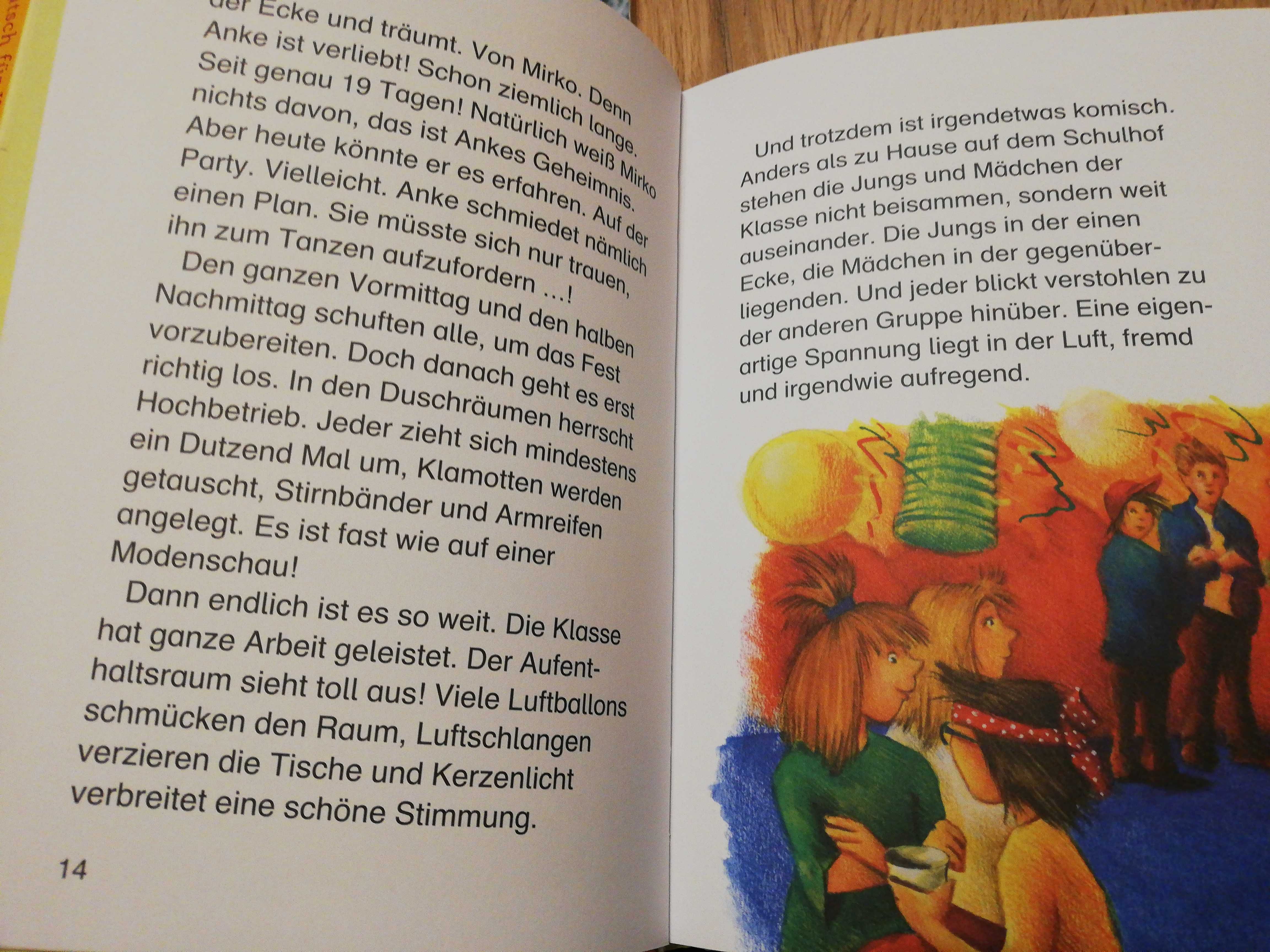 Немска детска книжка с диск, чисто нова, 20лв