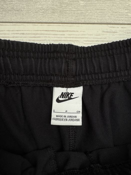 Мъжко! Чисто нов оригиналeн анцуг Nike Joggers с прави крачоли