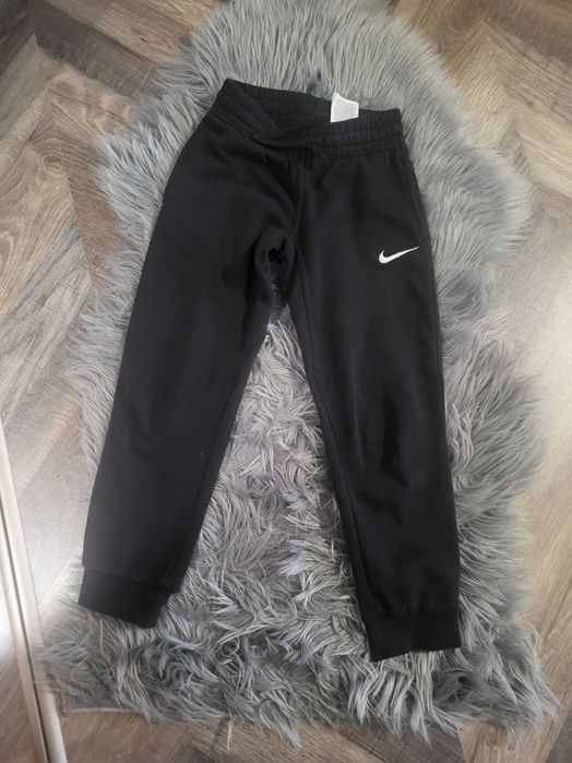 Долнище Nike xs 122-128cm