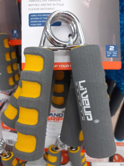 продавам щипка за ръце на известна марка