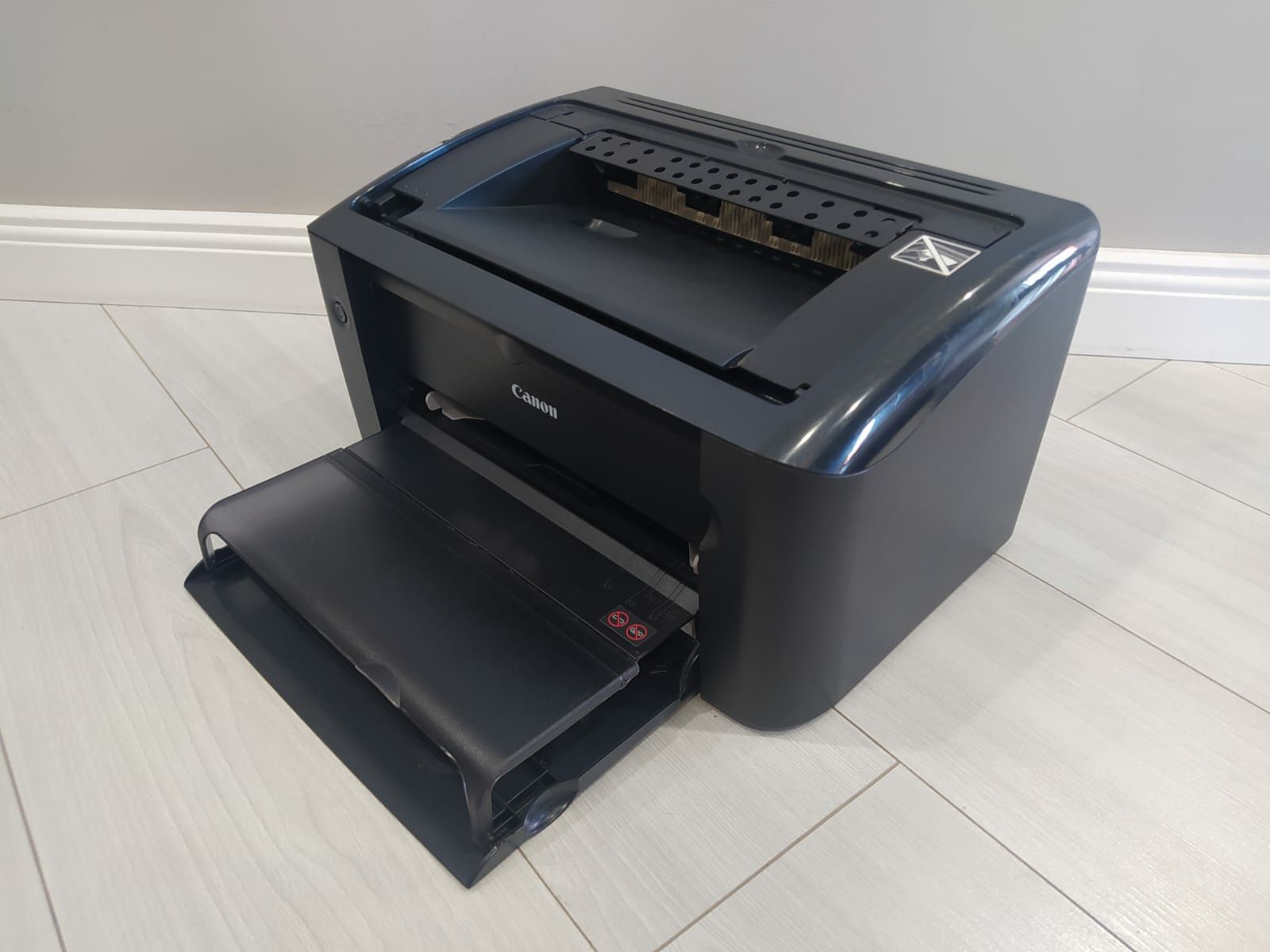 Лазерный принтер Canon lbp 3010b