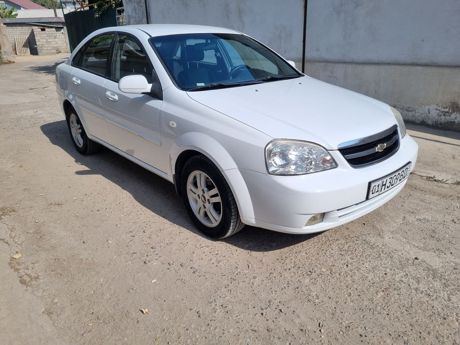 Lacetti 2009г.в 2-позиция.