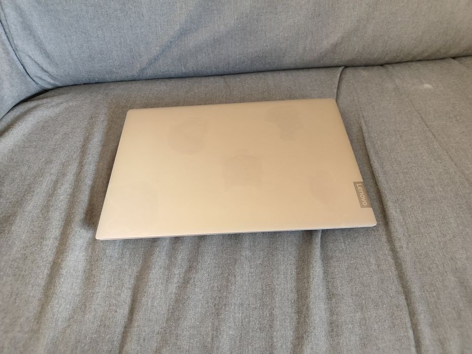 Лаптоп Lenovo s340