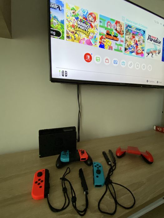 Consola Nintendo Switch cu garantie 1 an