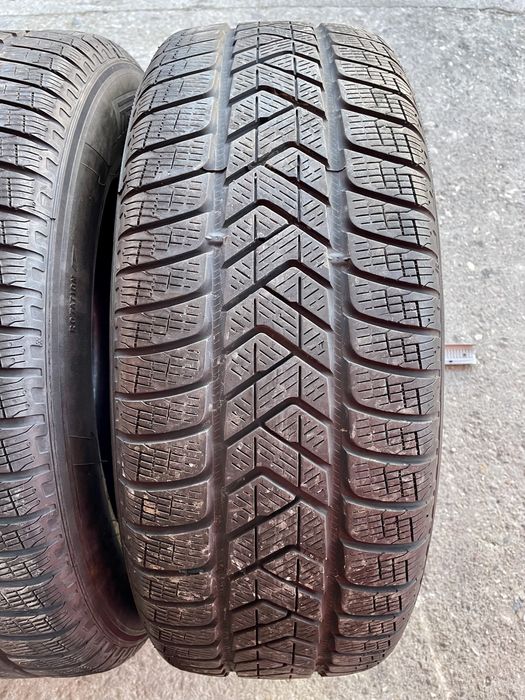 Зимни Гуми 235/65/17 PIRELLI Scorpion ДОТ 2520