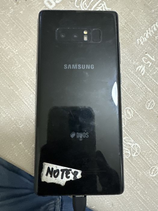 sam note 8 , def ecran pise