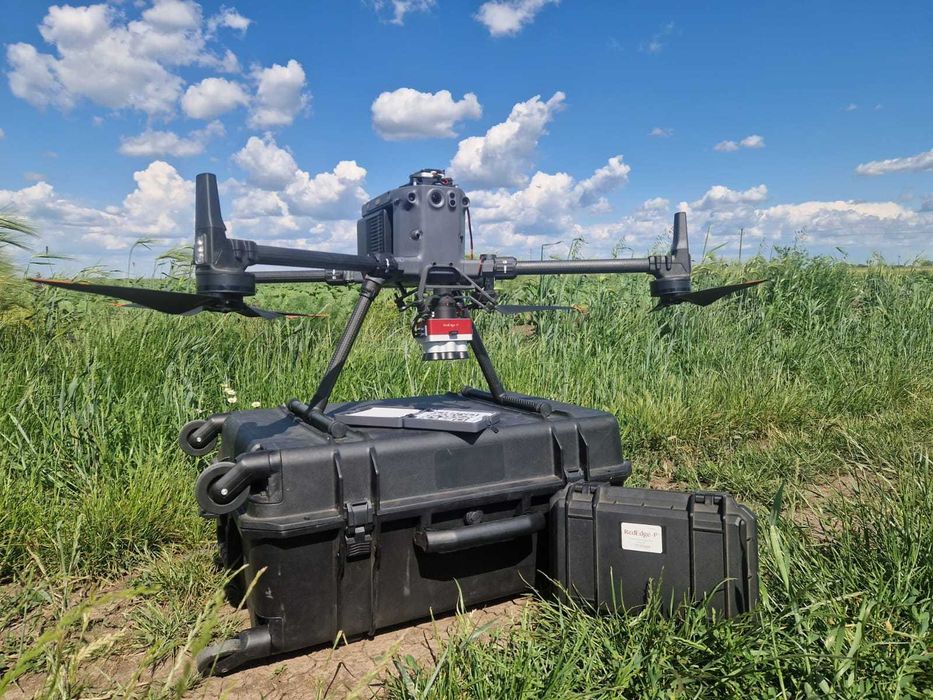 Tratamente fitosanitare cu dronă agricolă