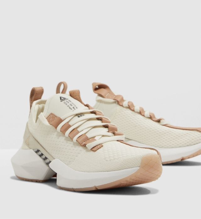 Reebok женские кроссовки