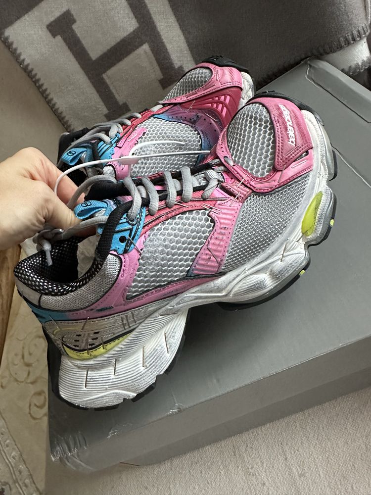 Adidasi Balenciaga stoc